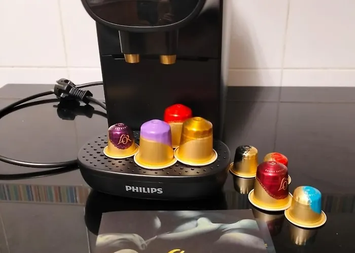 With Separate Entrance And Private Parking Lägenhet