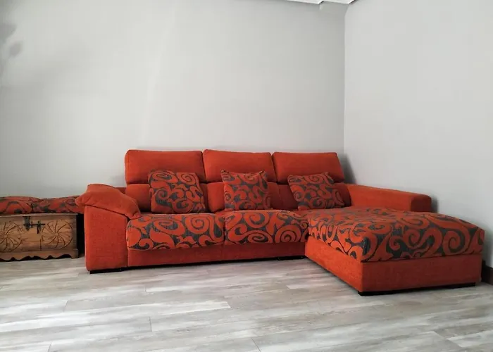 Appartement With Separate Entrance And Private Parking Getxo