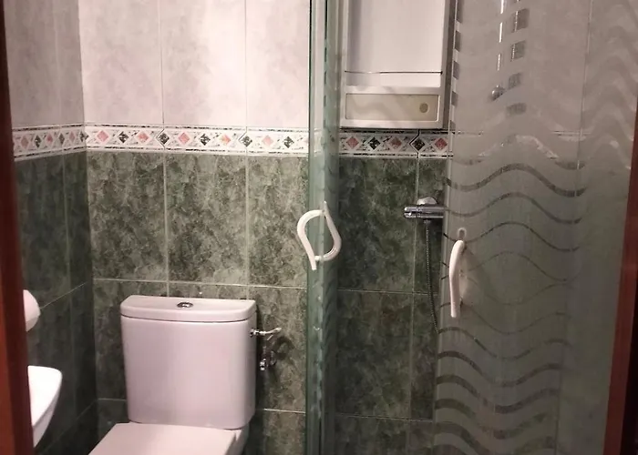 With Separate Entrance And Private Parking Appartement *